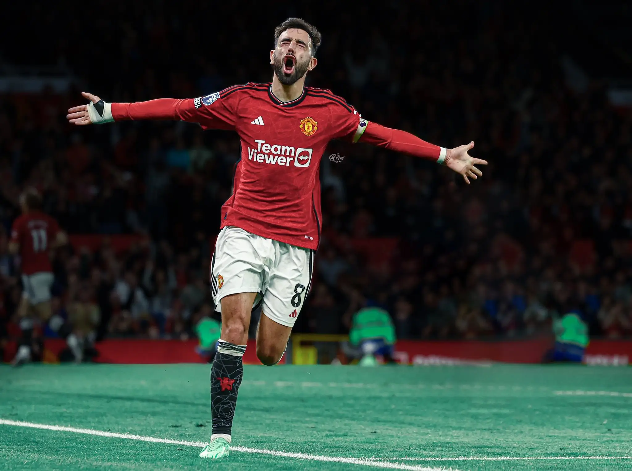 英雄联盟S15赛制-斯图加特发布备战花絮，国际比赛日造点机会，NBA常规赛任务艰巨，年轻球员得到机会的简单介绍