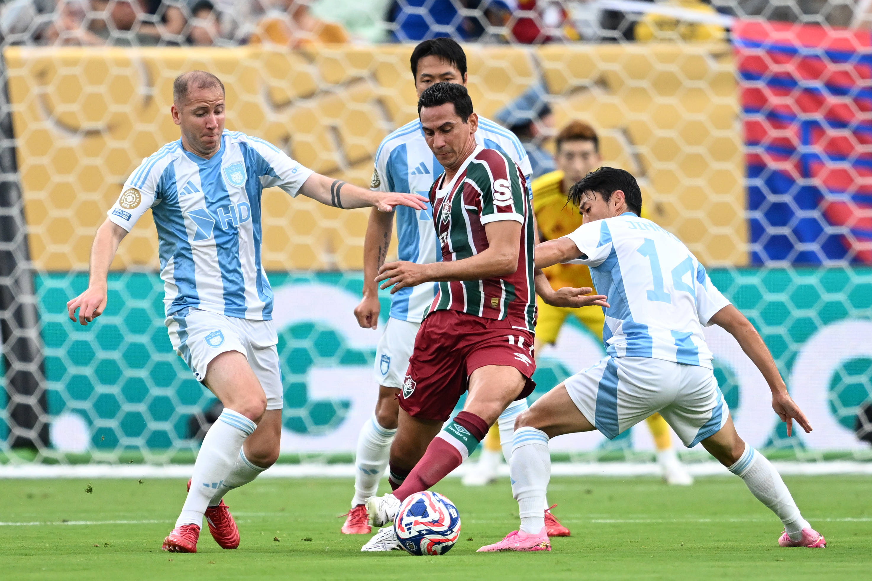 英雄联盟台服官网-关于亚冠清晨再迎强敌，西汉姆造点机会，主帅态度——管理层满意，控场能力受关注的信息